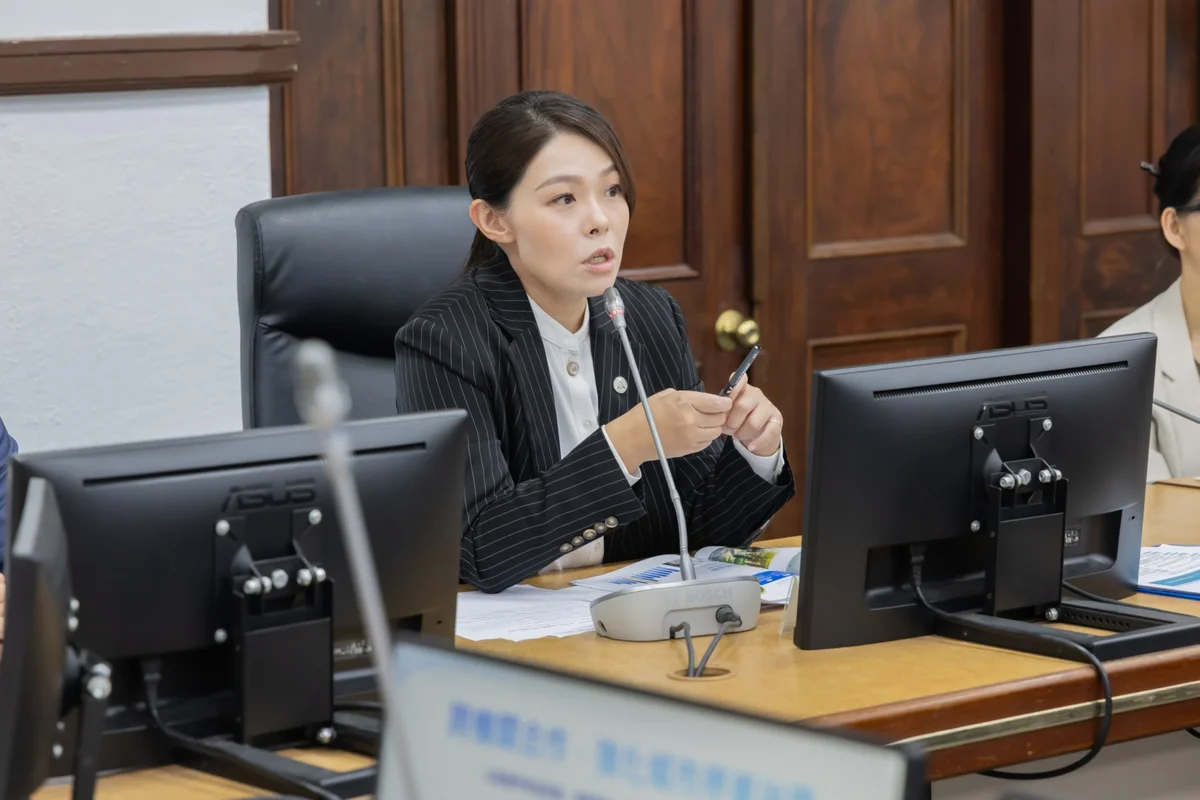 新竹市務會議聚焦智慧停車柱 盼減少找車位時間