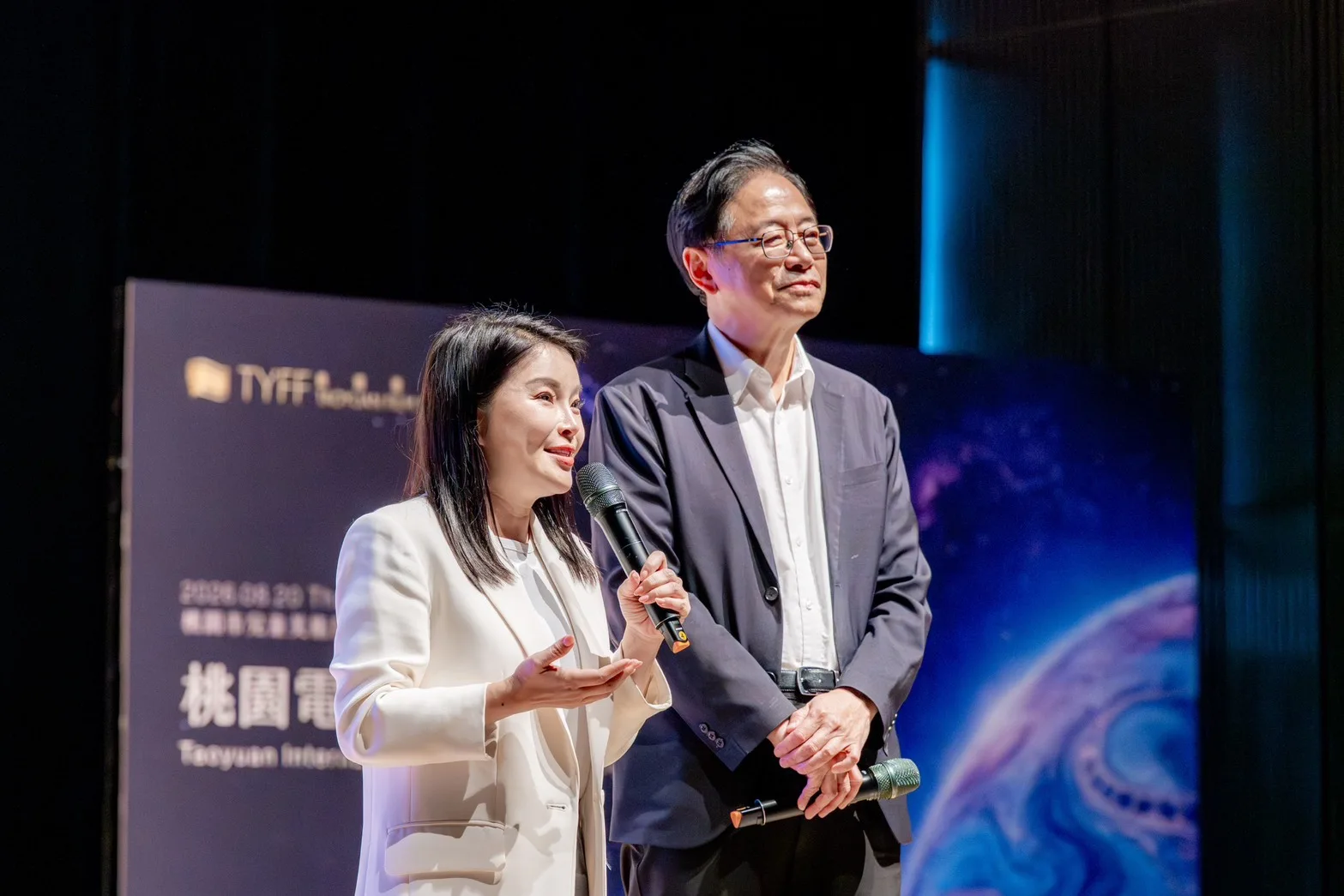 鄧麗君「跨時空對唱」讓她紅了眼眶 張嘉郡:把世界的影視科技帶回雲林
